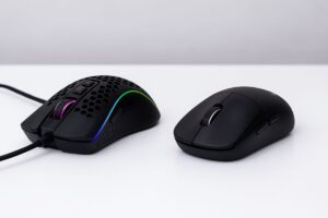 Logitech G305 vs Redragon Storm Elite: Qual vale mais em 2025?